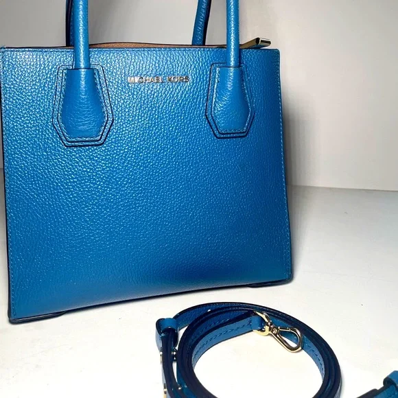 LE Michael Kors crossbody Bundle - Picture 2 of 16